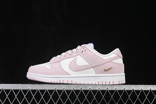 All categories Nk SB Dunk Series Nk SB Dunk Low low-top sneakers Nike SB Dunk Low Year of the Horse Yunyanfen low-top casual sneakers IO4244-100